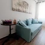 Citrus *